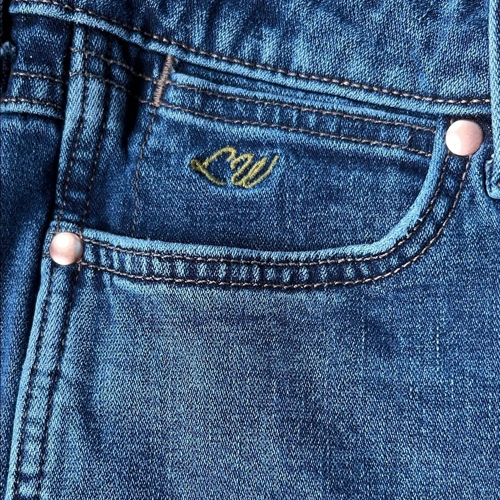 Wrangler Lainey Wilson Jeans - Picture 5 of 7